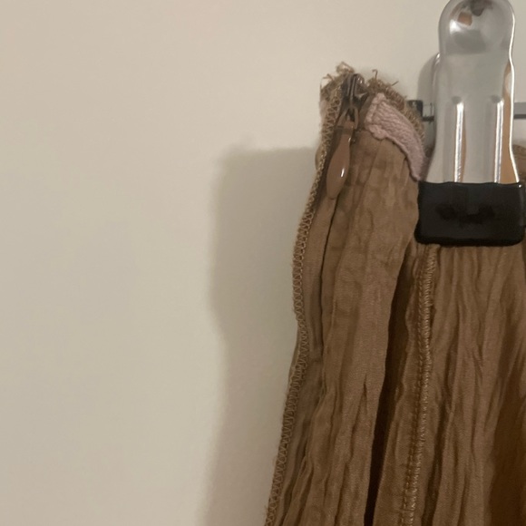 Gorgeous Brown/ Tan Long Flowy Layered Skirt - Picture 7 of 7